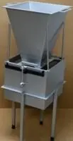 Квартователь лабораторный НД-28